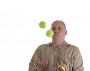 Es ist nie zu spät, jonglieren zu lernen. © 2897260 / 123RF Stock Foto